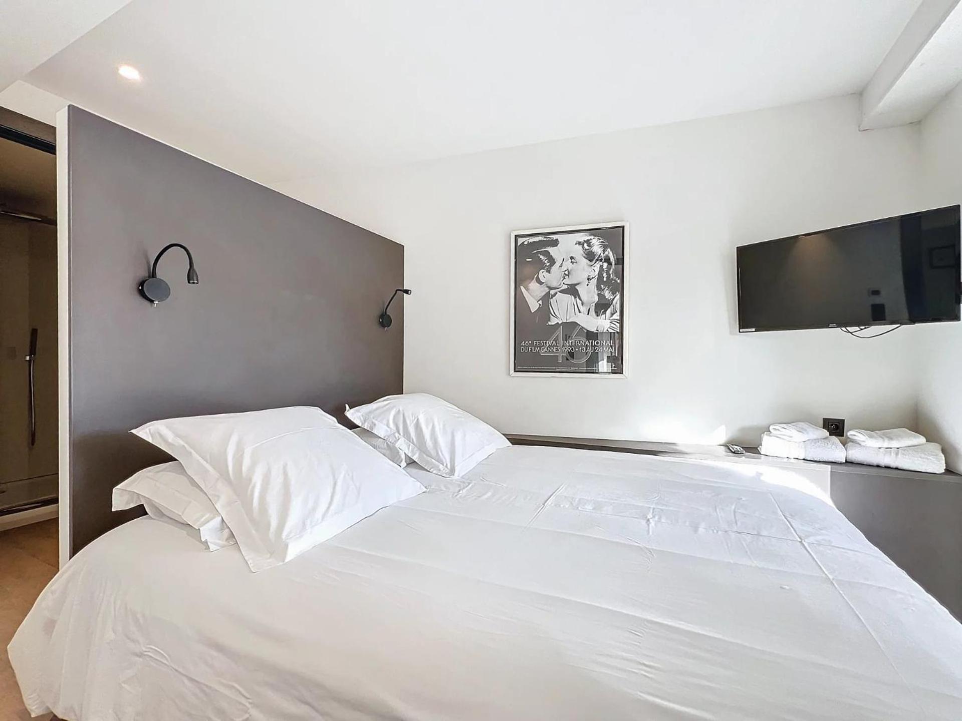 3P Between Croisette Beaches And Antibes Street Cannes Exterior foto